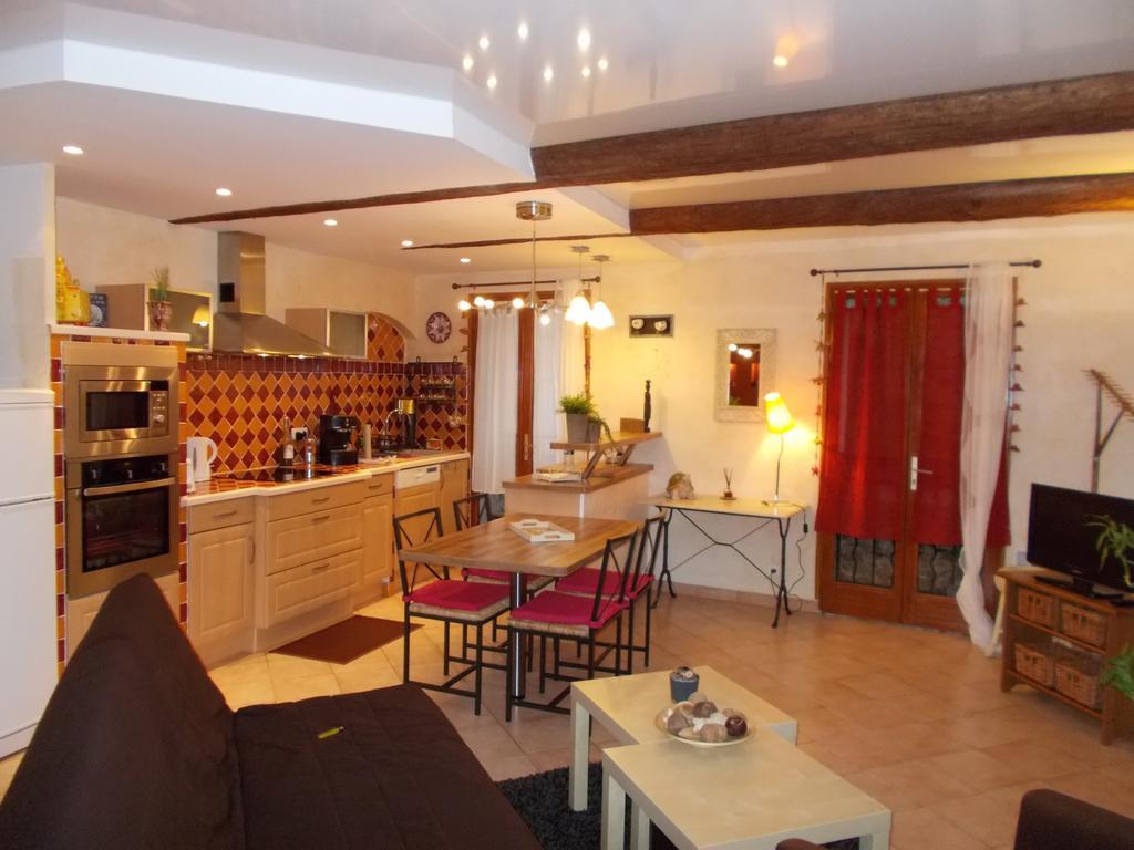 Apartamento Le Campanin Menton Habitación foto
